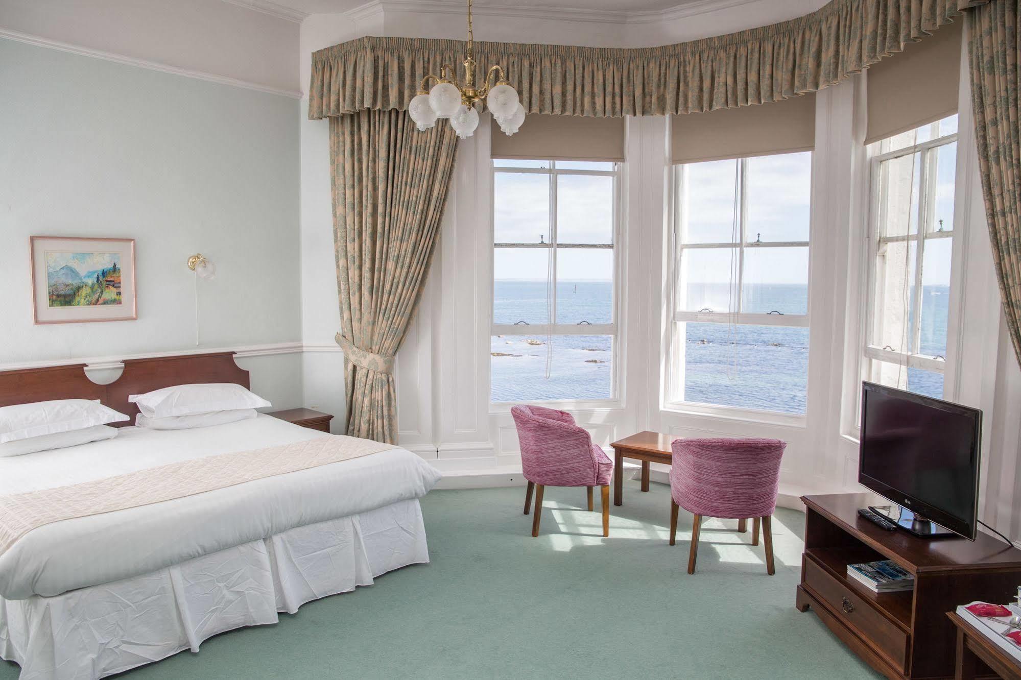The Queens Hotel Penzance Exterior photo