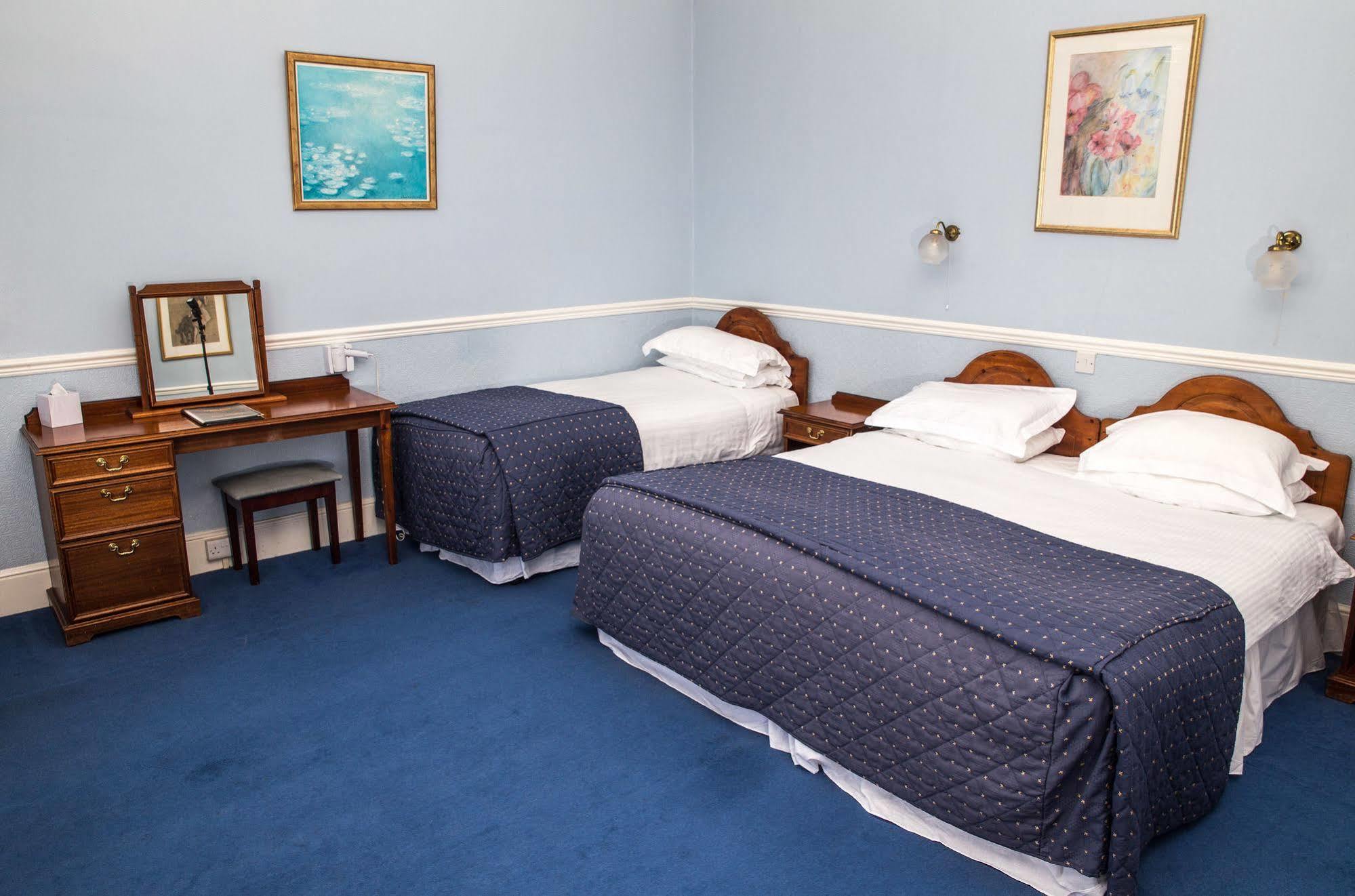 The Queens Hotel Penzance Exterior photo